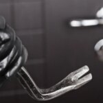 Nachts kam es zu Milliarden-Batik-Angriffen auf das Inacraft JCC, 3 Täter wurden von der Polizei festgenommen