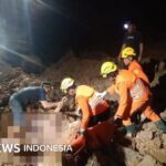 Tambang ilegal: Tujuh pekerja timah di Bangka terkubur hidup-hidup, mengapa tambang ilegal sulit diberantas?