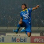 Febri Hariyadi verlässt Persib vorübergehend und wird an Persis Solo ausgeliehen, um Karriere und Flugstunden zu sparen