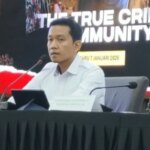 Molotowwerfende Studenten in West-Kalimantan treten der True Crime Community bei