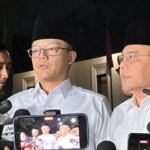 Sugiono entschuldigt sich dafür, dass Gerindra mit seinen Attributen und Flaggen die Community stört