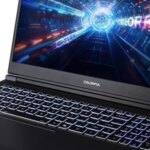 Das farbenfrohe Evol P15 bringt RTX 5050 und 5060 mit und ist bereit, Gaming-Leistung der neuen Generation zu bieten