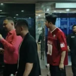 Die Einwanderungsbehörde von Süd-Jakarta, Cokok, chinesischer DJ und thailändischer Tänzer, wird verdächtigt, gegen die Aufenthaltserlaubnis verstoßen zu haben