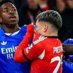 Das Tor von Vinicius bringt Real Madrid zum Sieg gegen Benfica, das Spiel ist von Rassismusvorwürfen geprägt