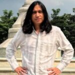 Profil von Gerald Situmorang, Bassist von Bara Suara, der Ayushita heimlich geheiratet hat