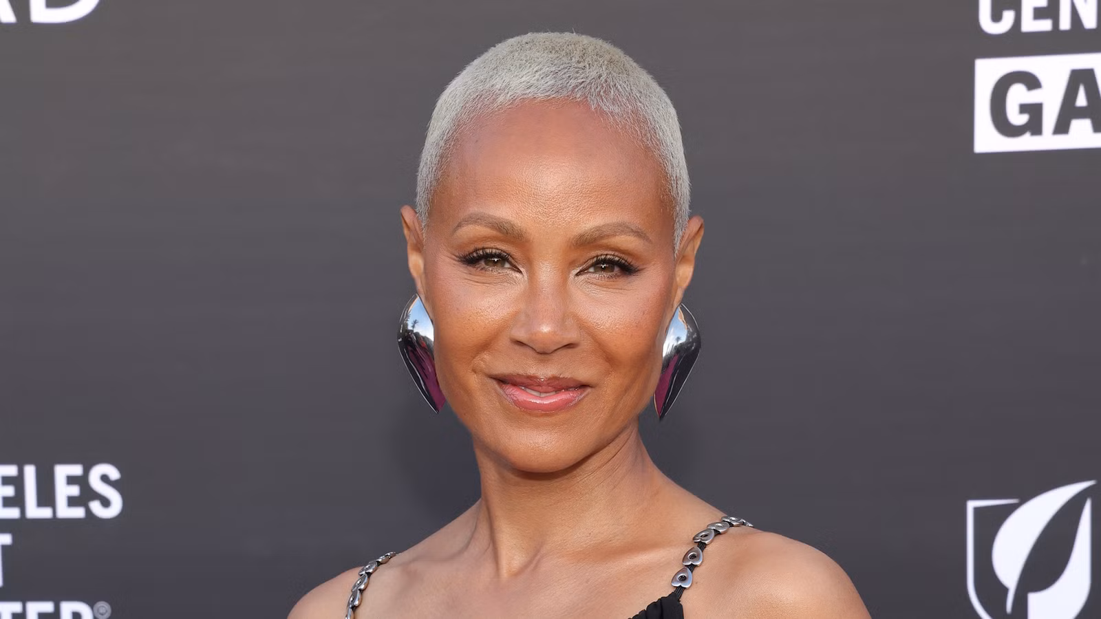 Jada Pinkett Smith beantragt beim Gericht die Abweisung einer 3-Millionen-Dollar-Klage mit der Behauptung, sie habe Will Smiths Freund bedroht