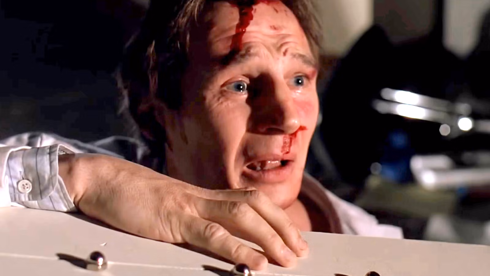 Liam Neeson bricht sein Schweigen zu Sam Raimis überraschendem Sequel-Update zu ihrem legendären Superhelden-Thriller