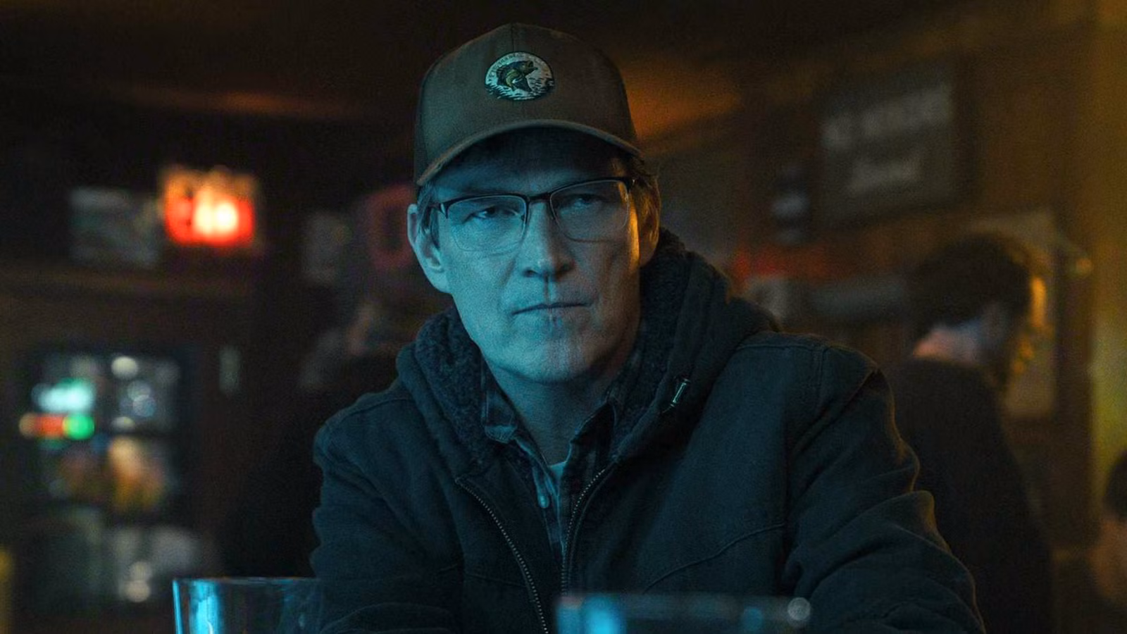 Stephen Moyer spielt den besten neuen Charakter in „Night Agent“ (auch wenn wir seinen richtigen Namen nie erfahren)