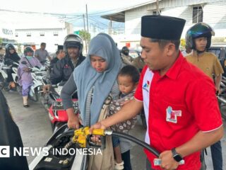 Stok cadangan BBM Indonesia hanya cukup 20 hari – 'Sangat riskan', kata pengamat