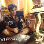 Agama: Kaharingan, agama asli suku Dayak di Kalimantan yang tersisih