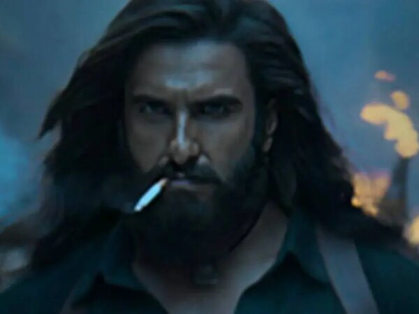 „Dhurandhar The Revenge“ stürmt im Vorverkauf in den USA die Marke von 1 Million US-Dollar. 12 Tage früher erreicht Ranveer Singhs Übersee-Boom seinen Höhepunkt und hat ein RIESIGES 10-Millionen-Dollar-Wochenende im Auge