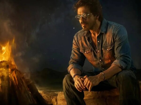 Shah Rukh Khan führt das Debüt von D'YAVOL X Eyewear mit der Kampagne „Step Into The Light Desert“ an