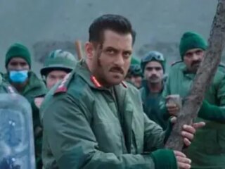 Salman Khan und Apoorva Lakhia starten Maatrubhumi mit einem 40-tägigen Reshoot und einem chinesischen Track von Himesh Reshammiya neu