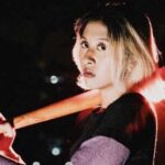 IN EINER R&B-MUSIKFENSTER AUF IHREM NEUESTEN ALBUM „PISSED ME OFF/BORED ME TO DEATH“ PRÄSENTIERT NONI EINE ERKUNDUNG DER WUT