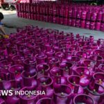 Harga LPG dan BBM nonsubsidi naik, warga kelas menengah protes