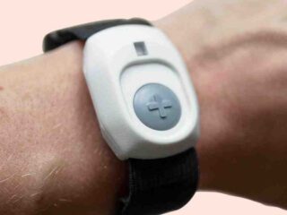 Warum medizinische Alarmgeräte eine kluge Investition für Senioren sind – Film Daily