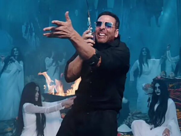 Akshay Kumar Starrer verzeichnet am ersten Wochenende in Indien einen Nettoumsatz von 62 Crore Rupien und übersteigt weltweit 100 Crore Rupien
