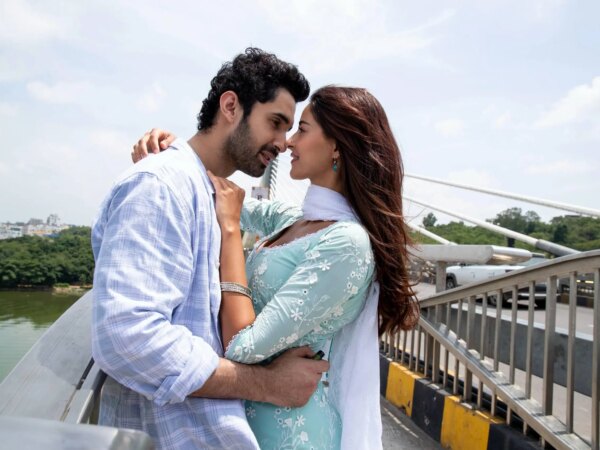 Der Trailer zu „Chand Mera Dil“ stellt die Emotionen in den Vordergrund und sorgt dafür, dass sich die Sommerromanze wie auf einer großen Leinwand anfühlt