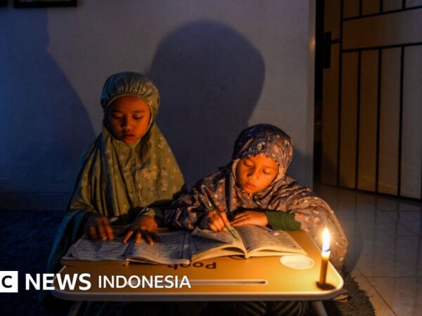 Pemadaman listrik bergilir di Jawa disebut 'masih akan berlanjut dan frekuensinya semakin meluas'