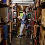 Die seltsamsten Bücher in den Regalen – Film Daily