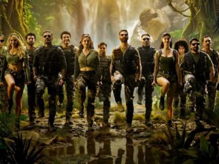 Willkommen im Dschungelfilm Akshay Kumar, Suniel Shetty und die Ensemblebesetzung liefern einen Film voller komischem Chaos und kompletter Familienunterhaltung