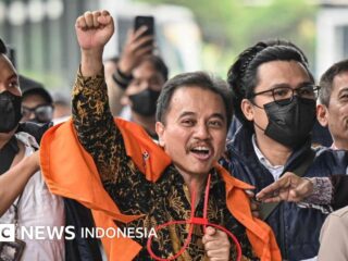 Jokowis Diplom: Roy Suryo und Tifa an die Staatsanwaltschaft von Süd-Jakarta übergeben, wie ist der Fall?