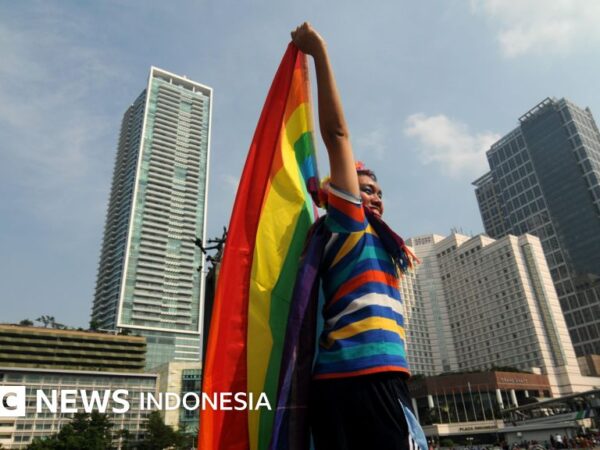 Der Präsidialerlass zur Landesverteidigung, der LGBTQ-Personen als Bedrohung bezeichnet, gilt als problematisch