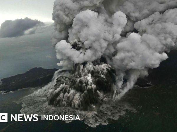 Alam: Seberapa berbahaya erupsi Gunung Anak Krakatau terkini?