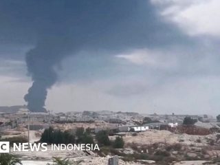 Iran vs AS: Amerika lancarkan serbuan 'berat', balas serangan Iran