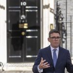 Andy Burnham wird offiziell britischer Premierminister – Welche Politik verfolgt er?