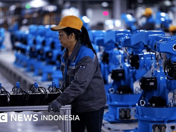 Teknologi: Di balik ambisi China pekerjakan jutaan robot di pabrik-pabriknya