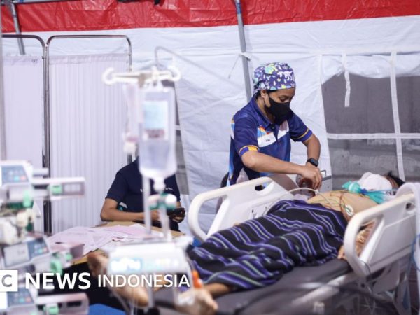 Gempa NTT: Petugas medis berkejaran waktu selamatkan pasien