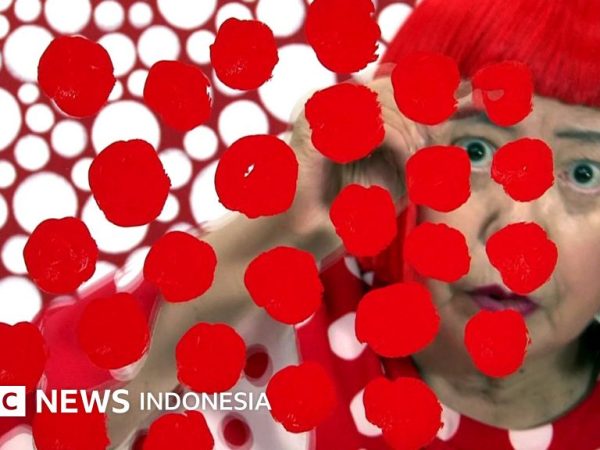 Fotografi: Dunia unik seniman Jepang Yayoi Kusama